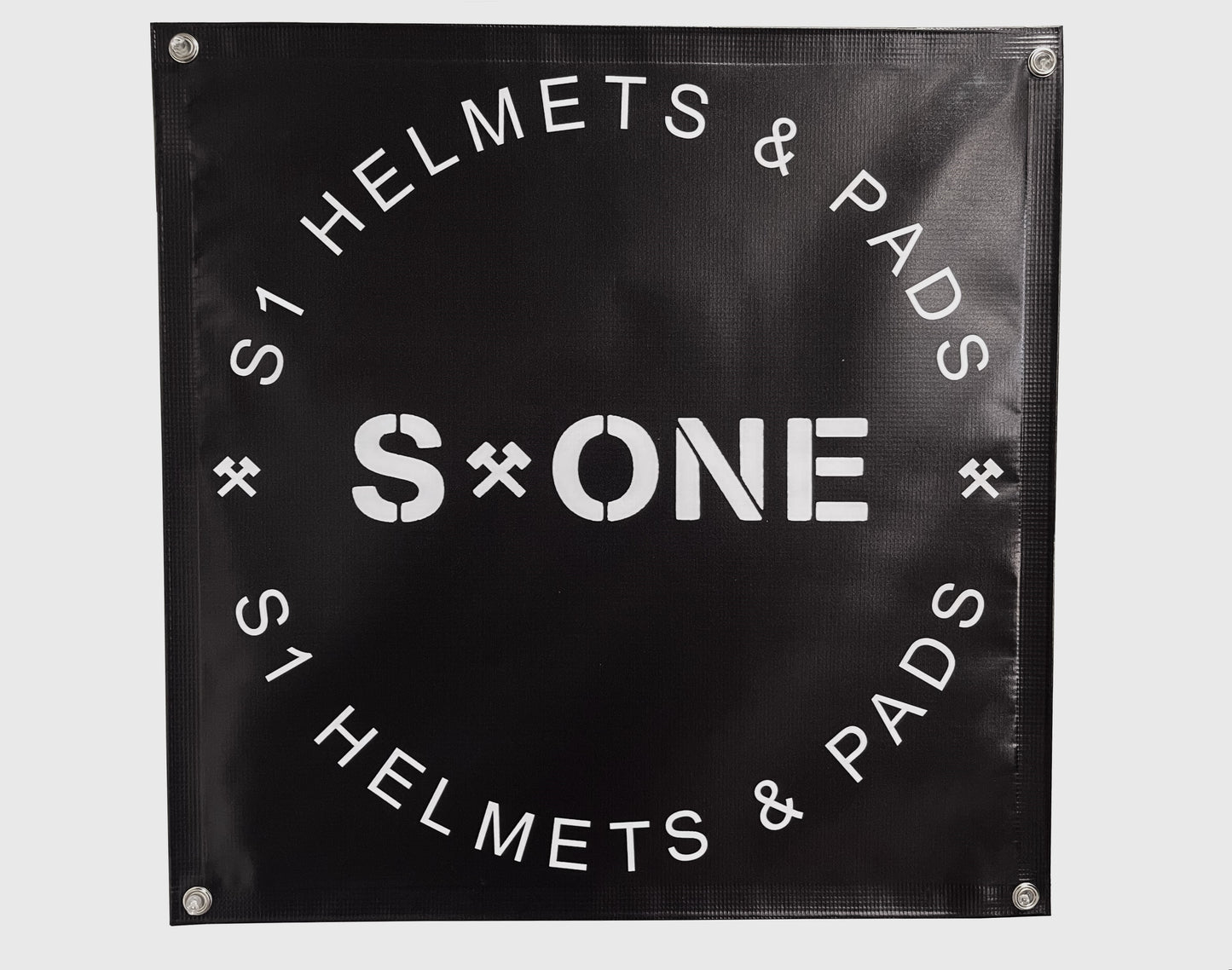 2x2' S-ONE Helmets and Pads Seal Banner